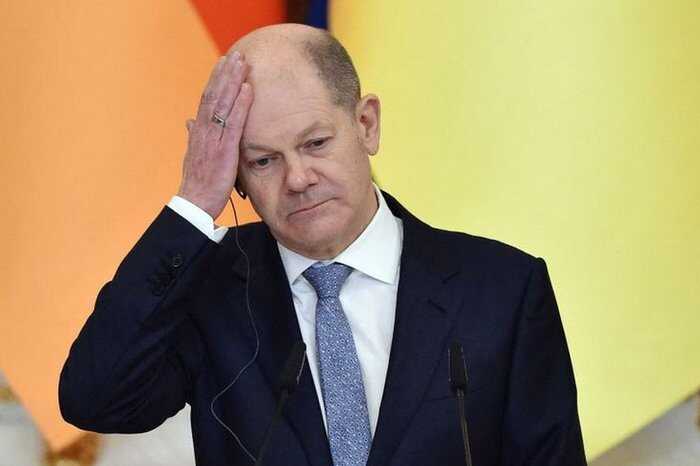 Канцлер ФРГ призывает к осторожности в вопросе запрета АдГ