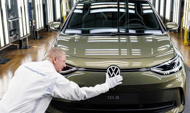 Суд в Брауншвейге приговорил экс-сотрудников Volkswagen к тюремному заключению