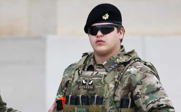 Кадыров продвигает сына-подростка Адама к власти в Чечне