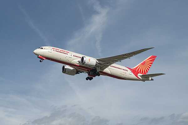 В Индии произошла первая катастрофа самолёта Boeing 787-8 Dreamliner