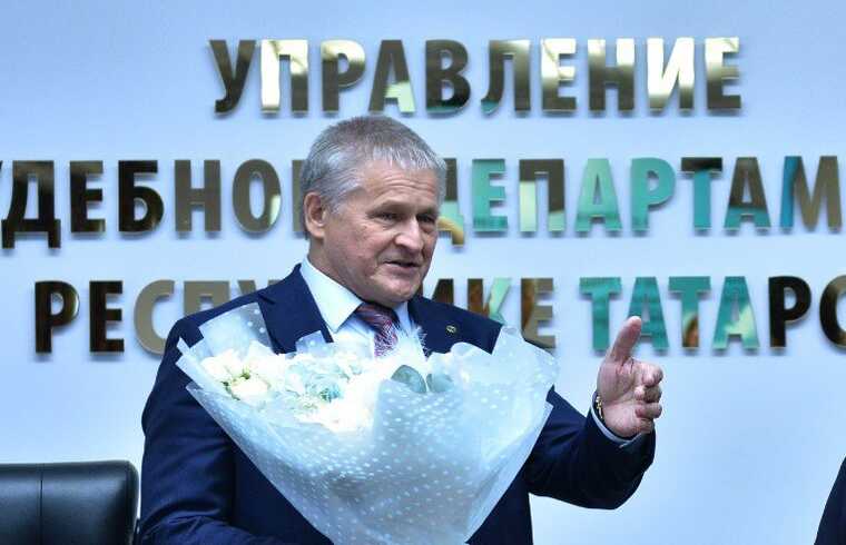 Коррупционные «дела» и сенаторская неприкосновенность — что скрывает перевод Салихова из Казани в Москву