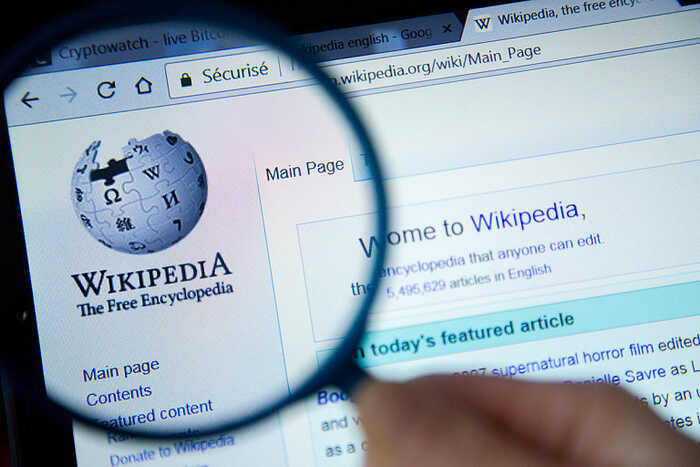 Редакторы Википедии устранили массовую кампанию по созданию статей о композиторе Вударде