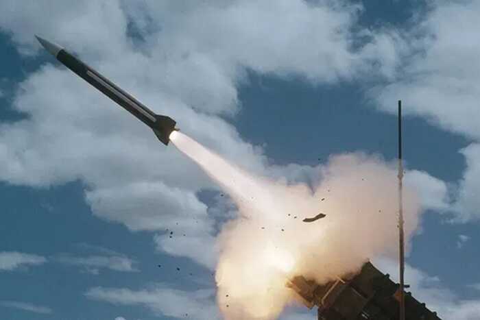 Израильские военные нанесли удар по военному комплексу в Йемене, включая дворец президента и склады с топливом