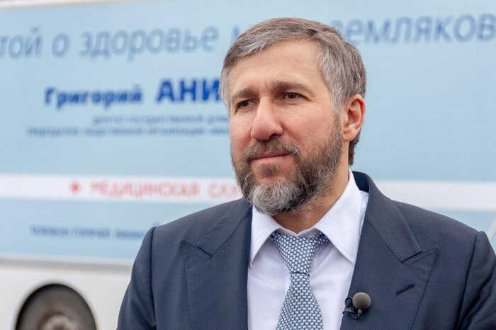 Мать российского заключённого в Баку Григория Арефьева обвинила депутата Госдумы Григория Аникеева в подделке дела